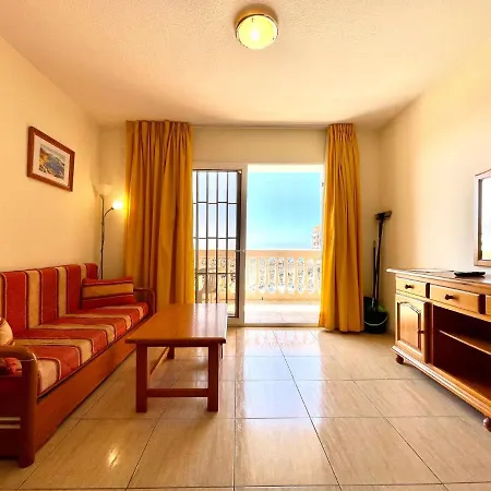 شقة Studio From 5 Minutes Walk To The Beach, Wifi And Pool In Tenerife South طوستا ديل سيلونثيو