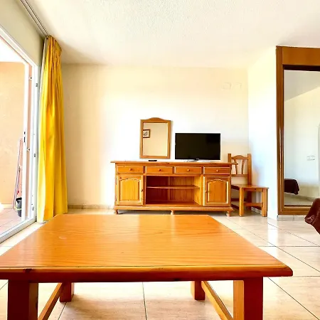Studio From 5 Minutes Walk To The Beach, Wifi And Pool In Tenerife South * Costa del Silencio