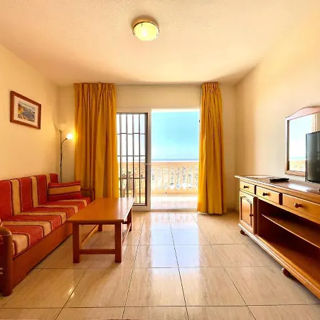Studio From 5 Minutes Walk To The Beach, Wifi And Pool In Tenerife South Lejlighed *