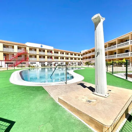 Studio From 5 Minutes Walk To The Beach, Wifi And Pool In Tenerife South Lejlighed
