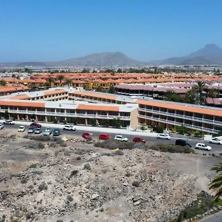 شقة Studio From 5 Minutes Walk To The Beach, Wifi And Pool In Tenerife South