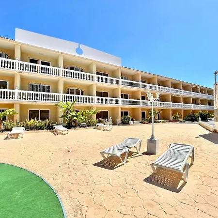 شقة Studio From 5 Minutes Walk To The Beach, Wifi And Pool In Tenerife South طوستا ديل سيلونثيو